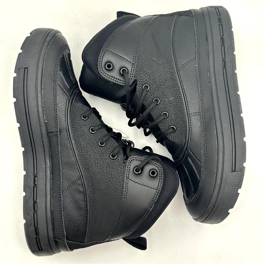 Nike ACG Boots Youth Size 5Y Black Winter Duck Boot Non-Marking 524872-004